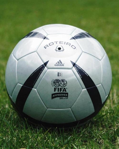 资深玩家使用高级数据分析功能